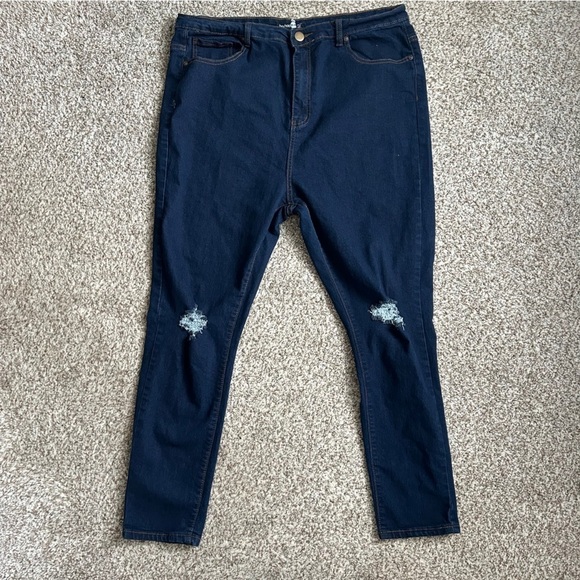 🦋 Boohoo Plus Dark Blue Denim High Rise Skinny Jeans Size 16 Casual Distressed - Picture 1 of 7